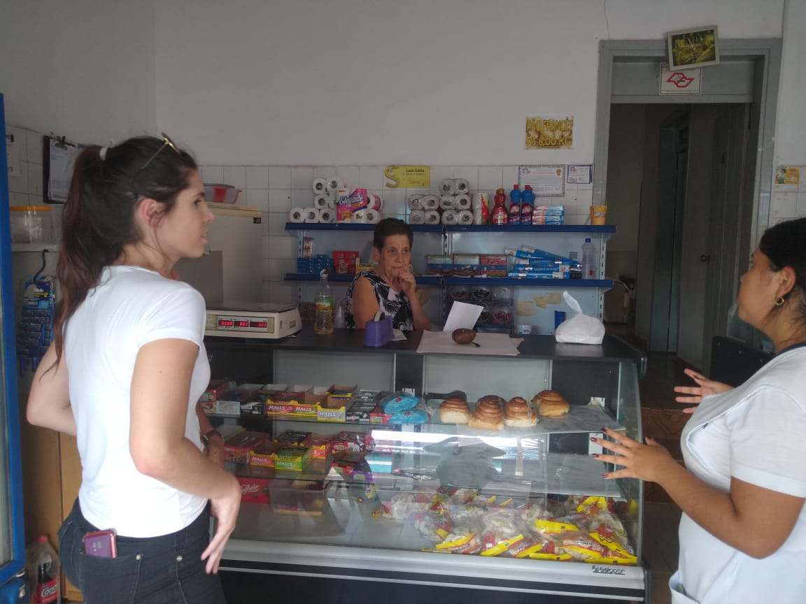 SAÚDE E VIGILANCIA SANITÁRIA VISITAM COMÉRCIO